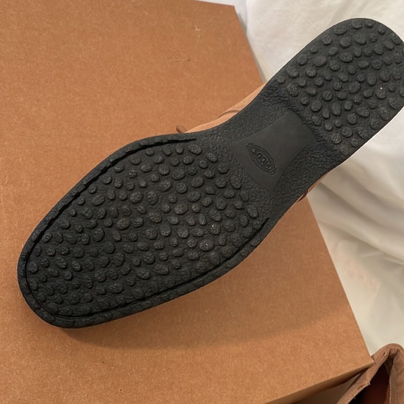 Tod’s low ankle boot - Picture 9 of 10